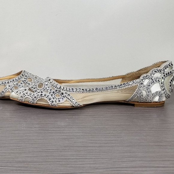 Badgley Mischka Gigi Crystal Pointy Toe Flat, Ivory Satin, Womens Size 7 - Picture 6 of 10
